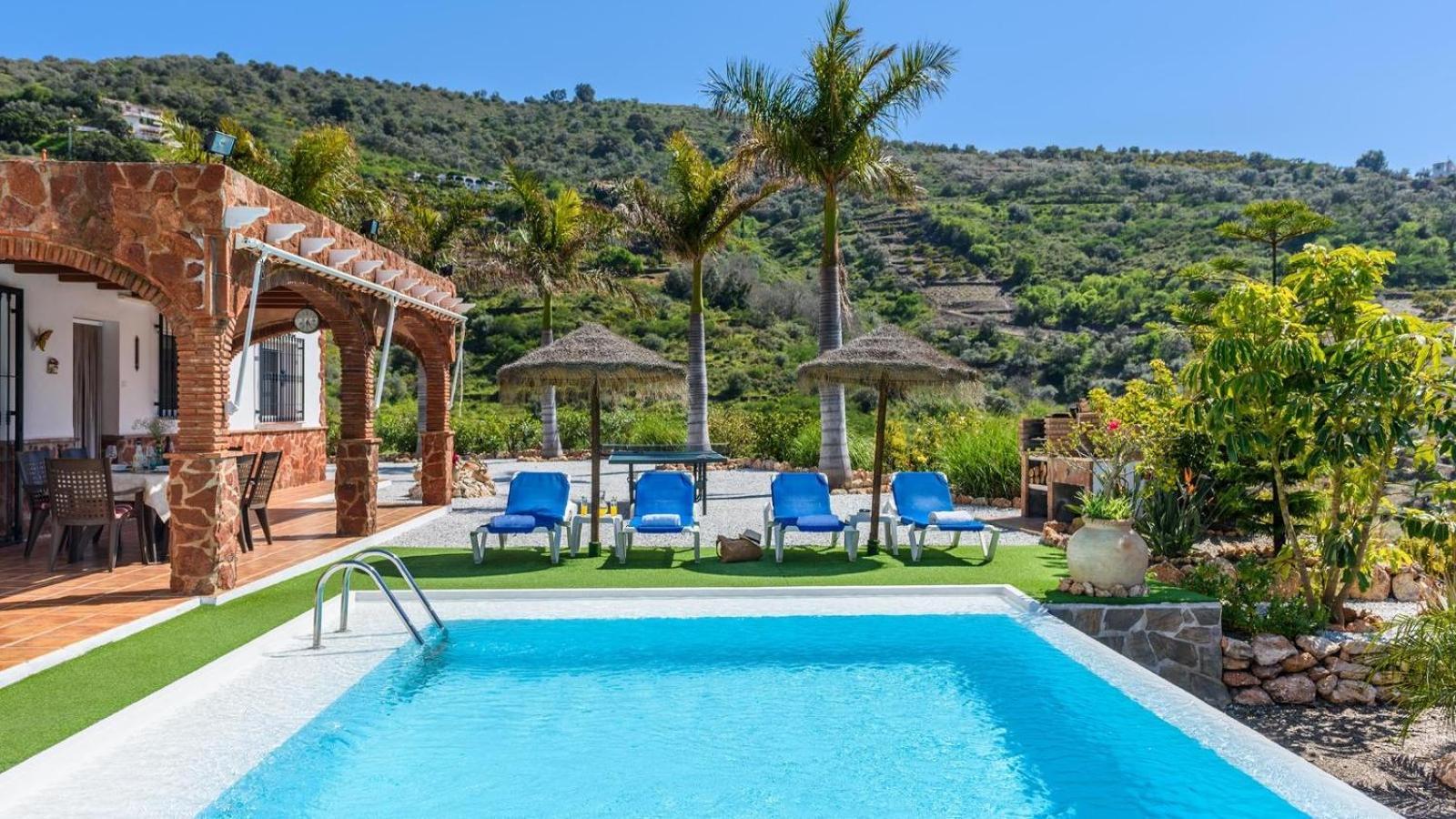 Villa Las Palmeras De Torrox By Ruralidays Luaran gambar
